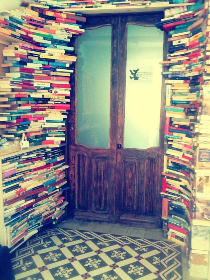 Ratones De Biblioteca Hotel La Laguna  Luaran gambar